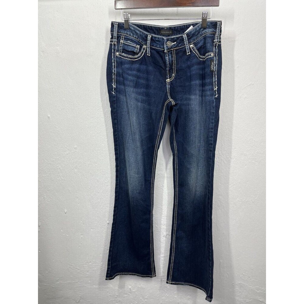 SILVER JEAN CO.  WOMENS SUKI BOOTCUT JEAN SIZE 28 X 33